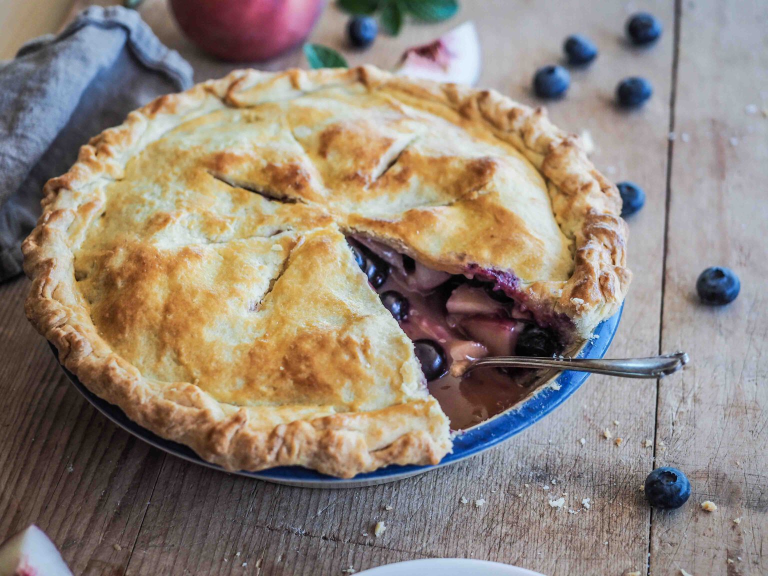 Rezept I Pfirsich-Blaubeer-Pie | Zweischwestern
